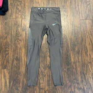 Nike leggings